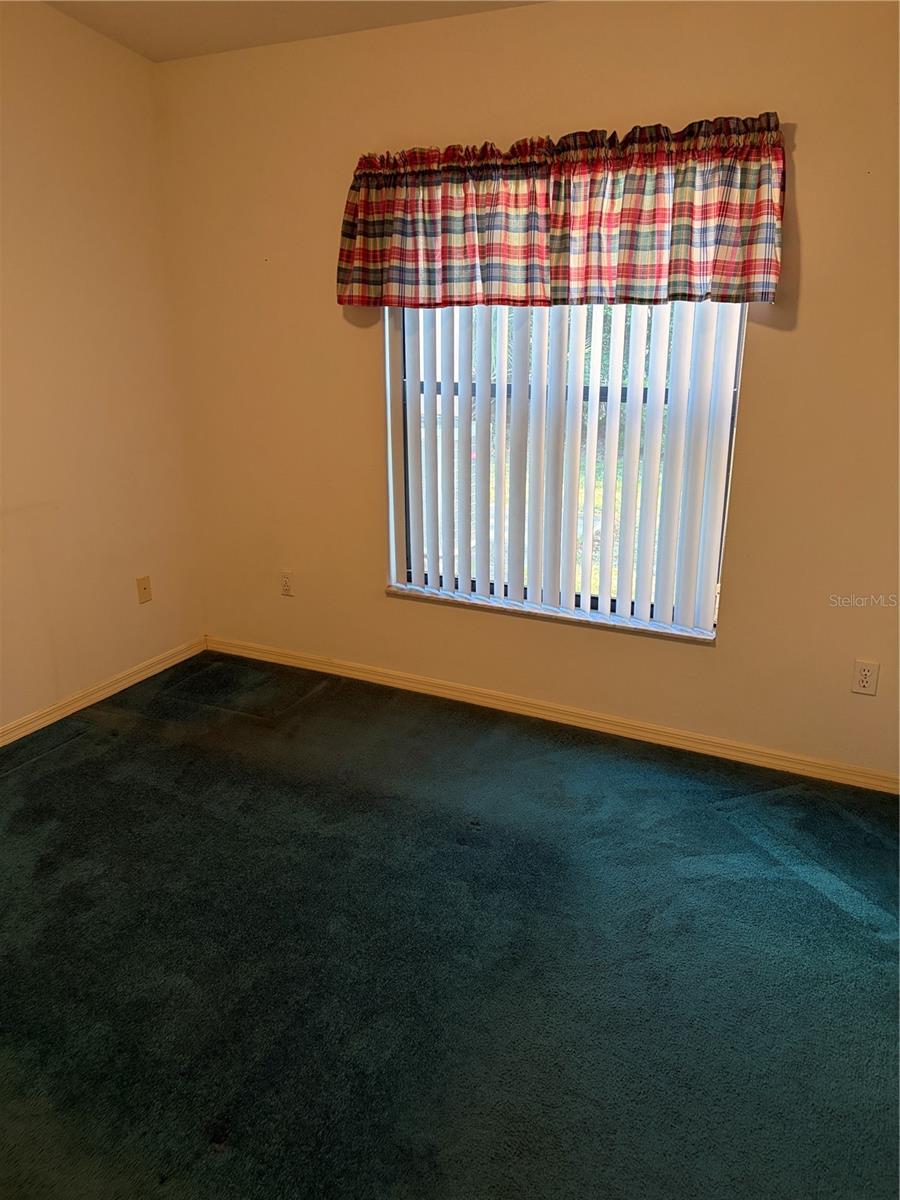 GOLDEN ACRES - Residential