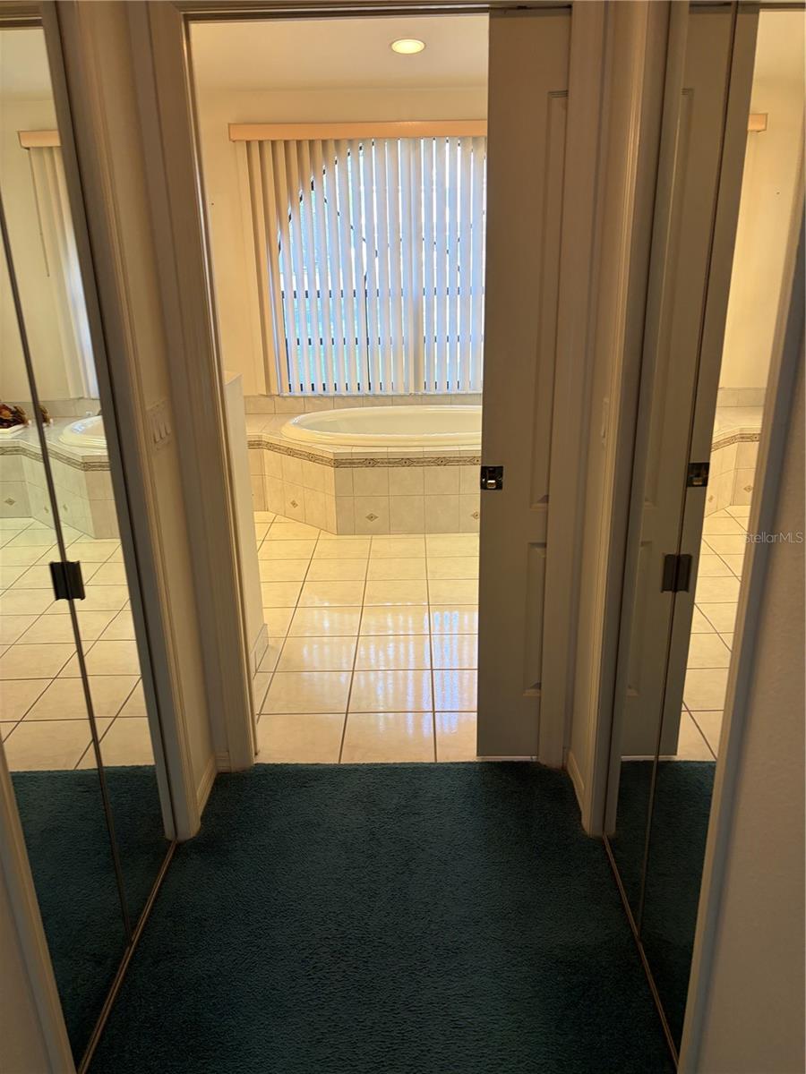 GOLDEN ACRES - Residential