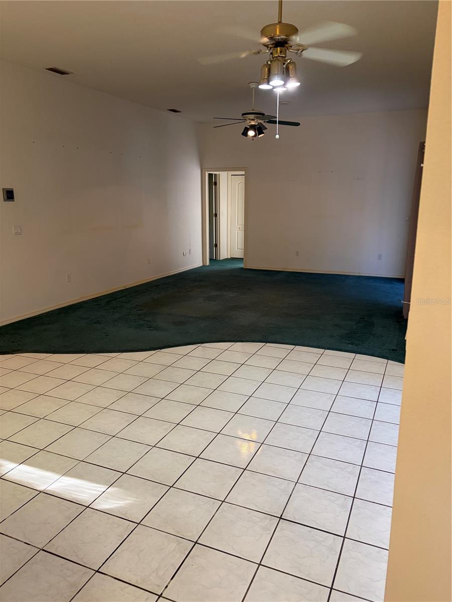 GOLDEN ACRES - Residential