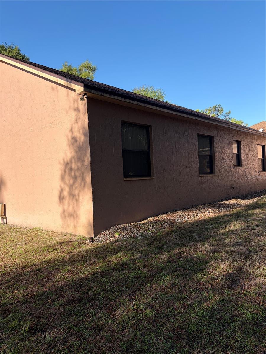 GOLDEN ACRES - Residential