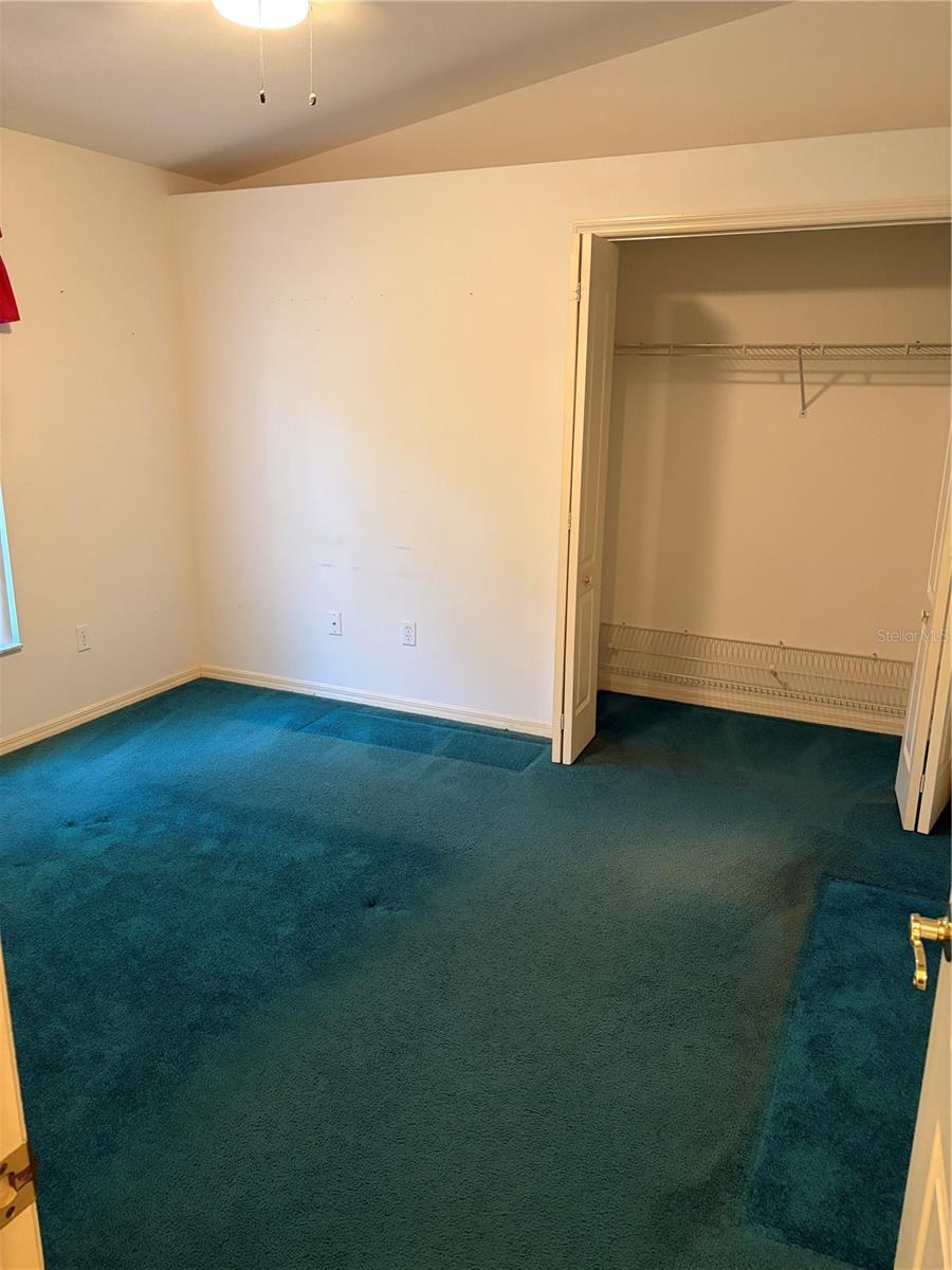 GOLDEN ACRES - Residential