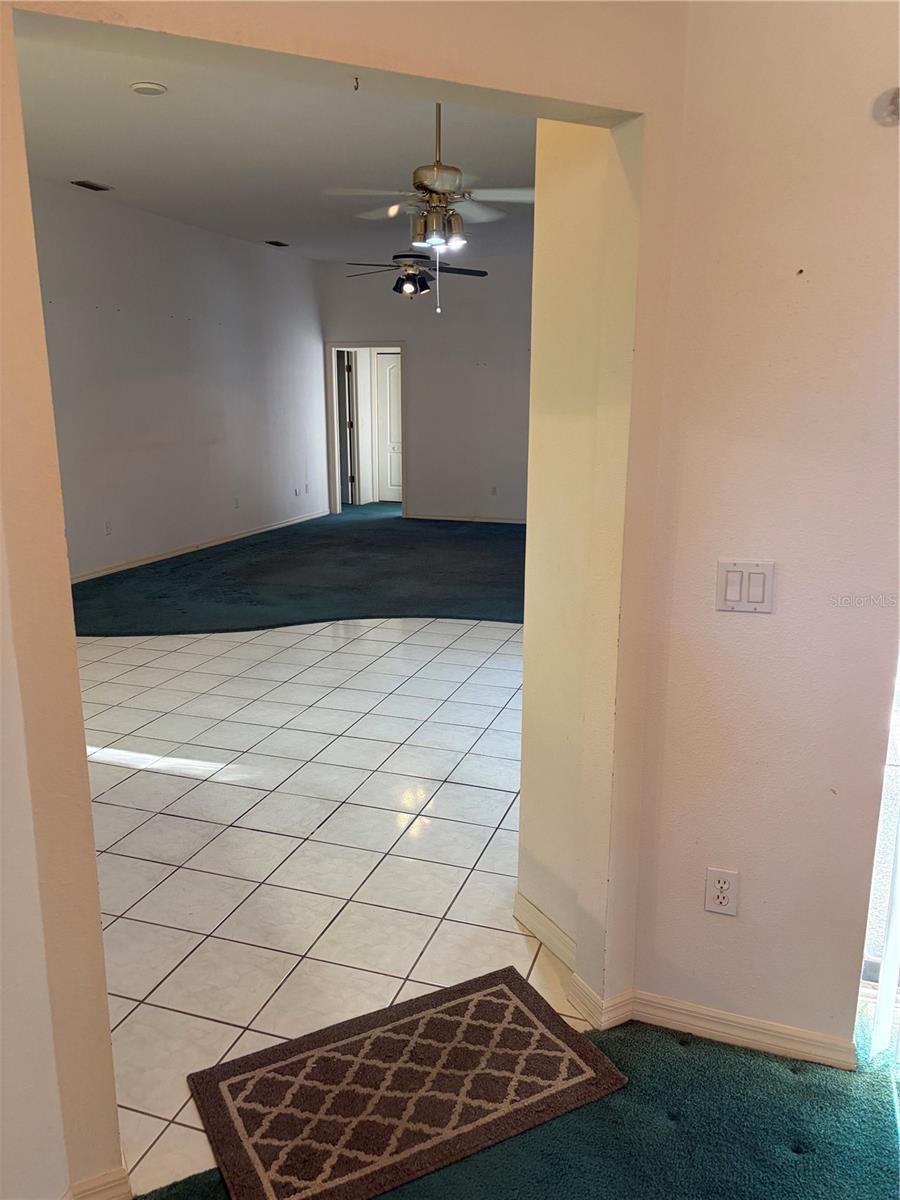 GOLDEN ACRES - Residential