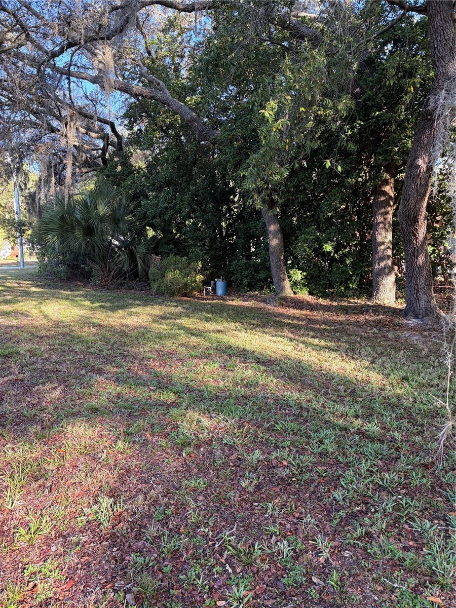 GOLDEN ACRES - Residential