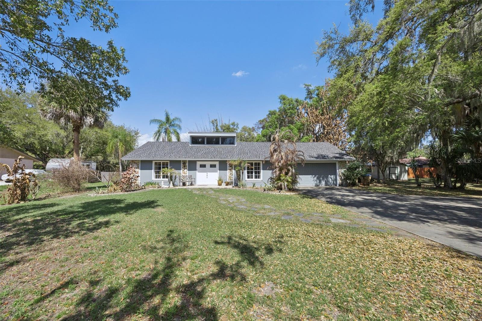 REGAL OAK SHORES UNIT 1 - Residential