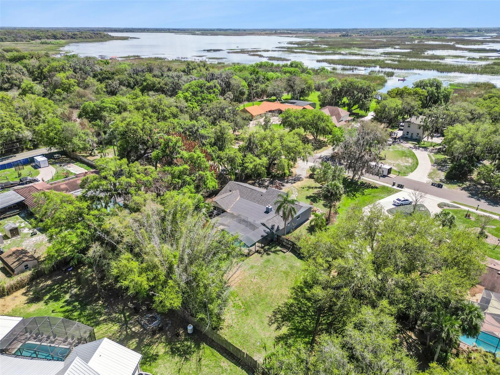 REGAL OAK SHORES UNIT 1 - Residential