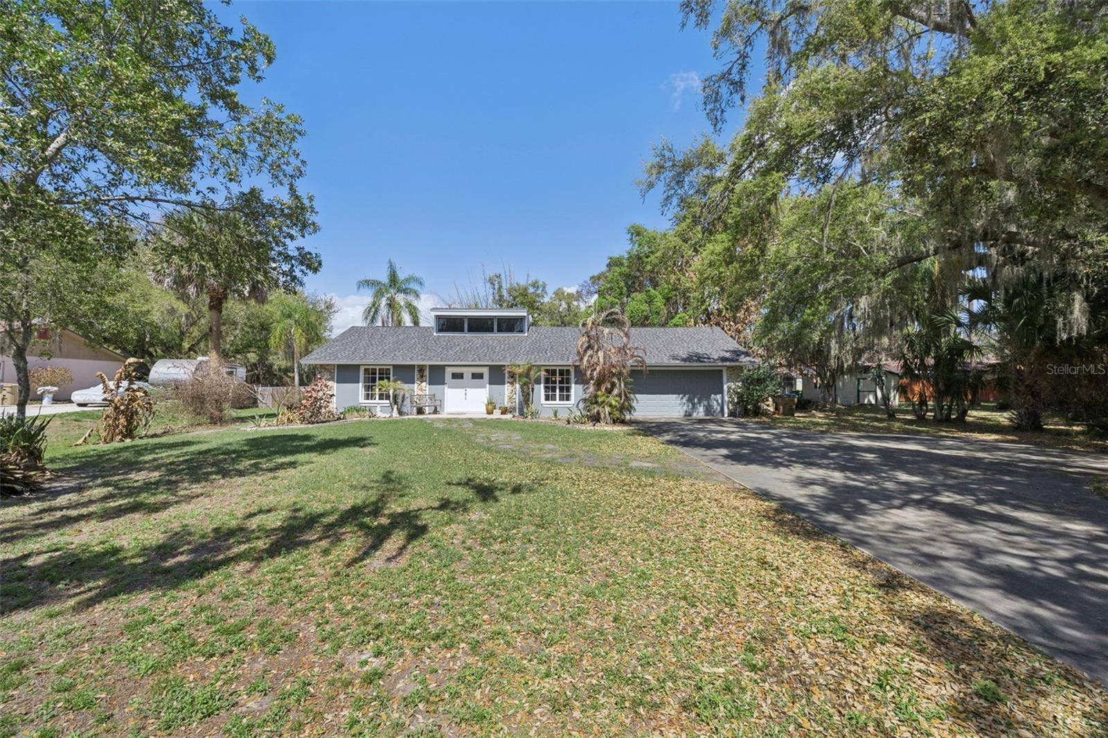 REGAL OAK SHORES UNIT 1 - Residential