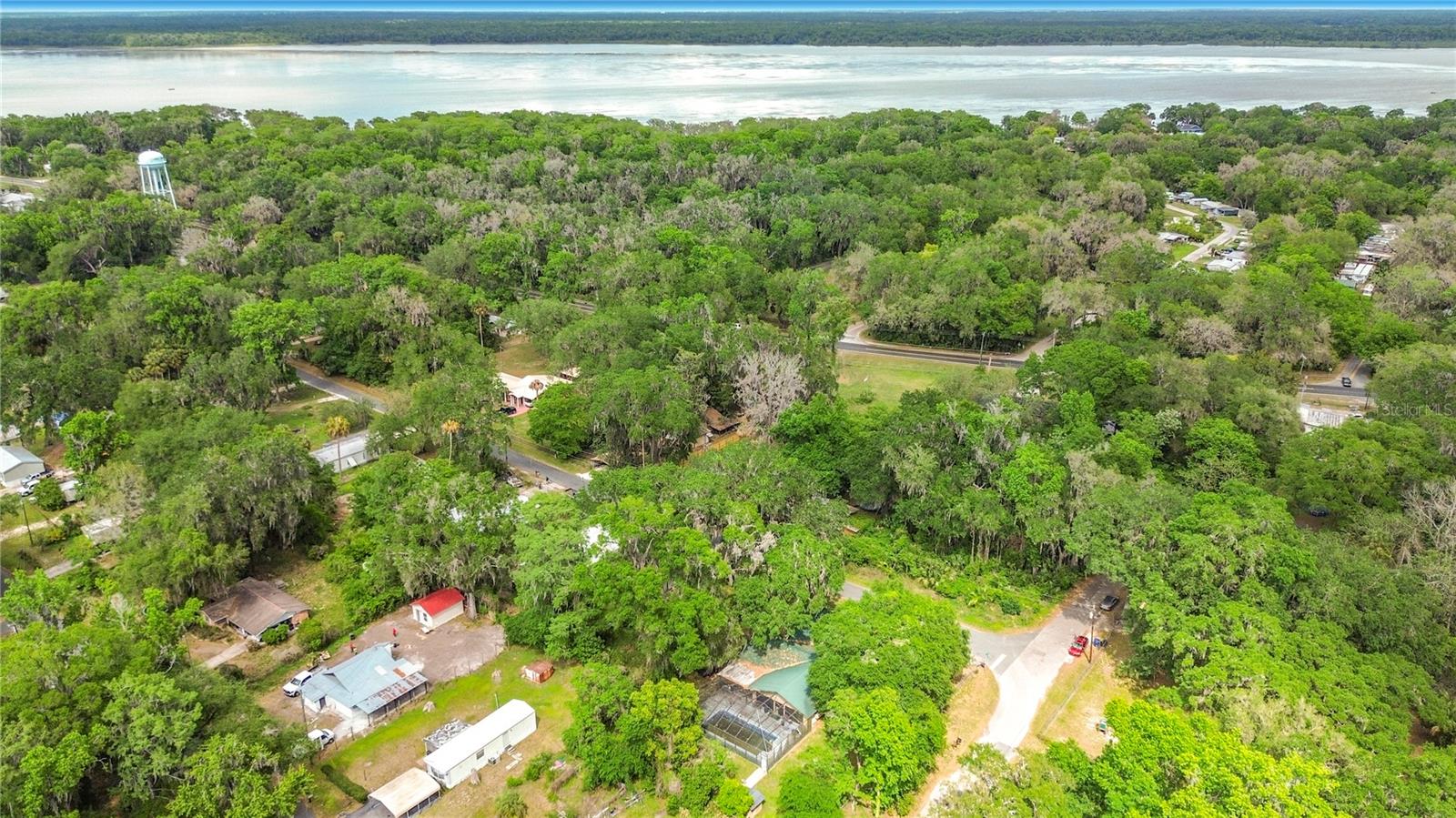PANACOOCHEE RETREATS - Residential