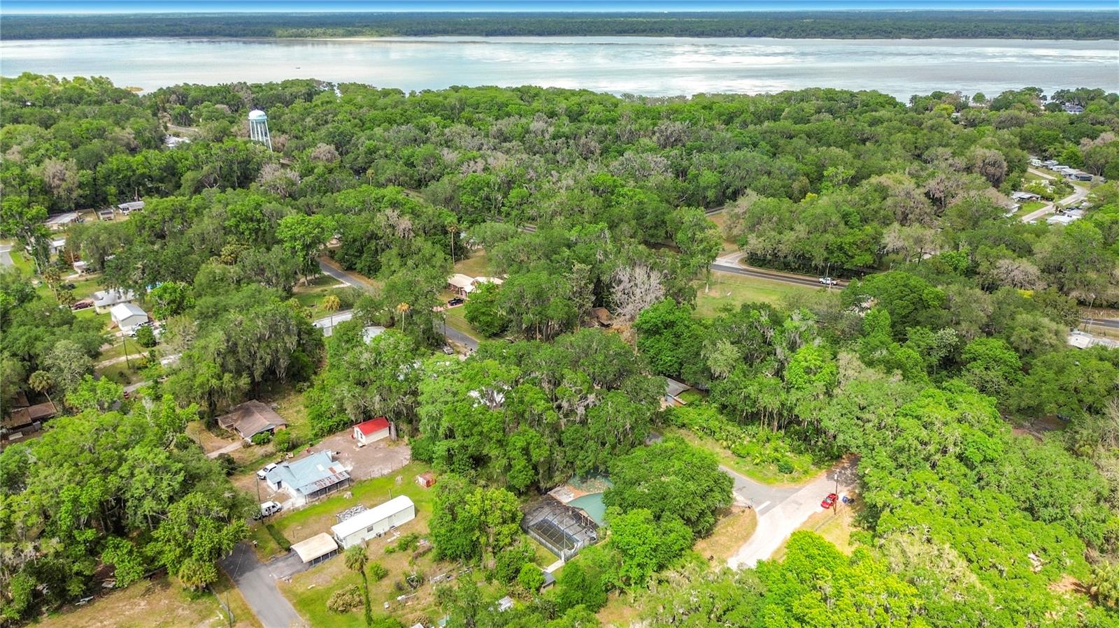 PANACOOCHEE RETREATS - Residential