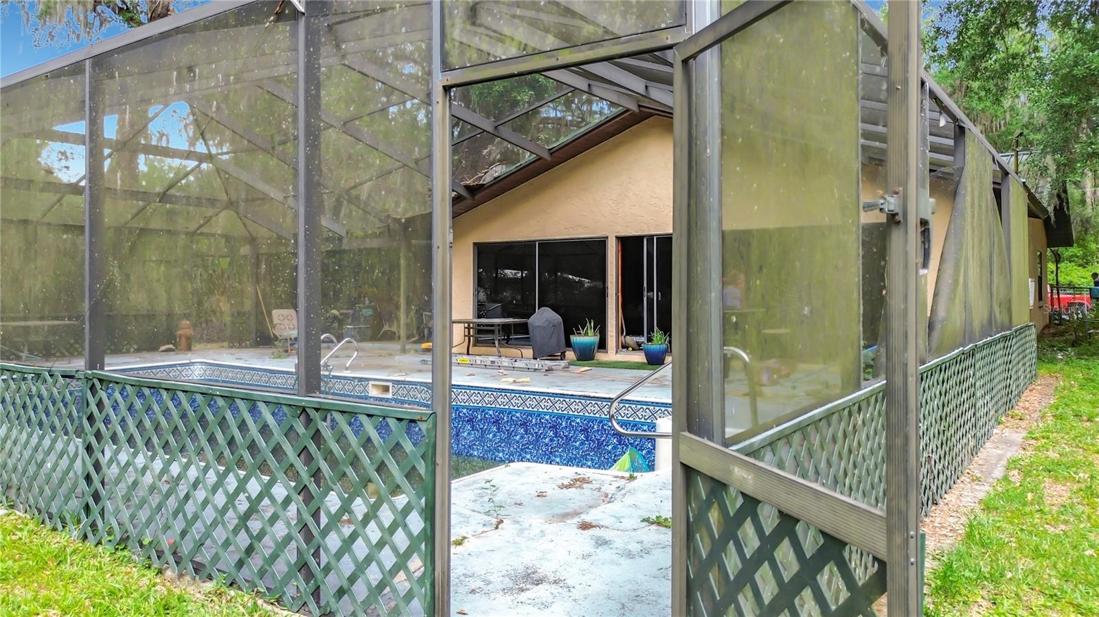 PANACOOCHEE RETREATS - Residential