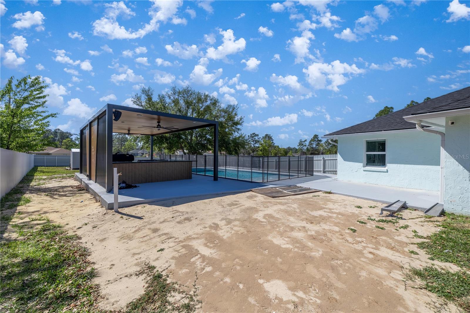 SILVER SPGS SHORES UN 07 - Residential Lease