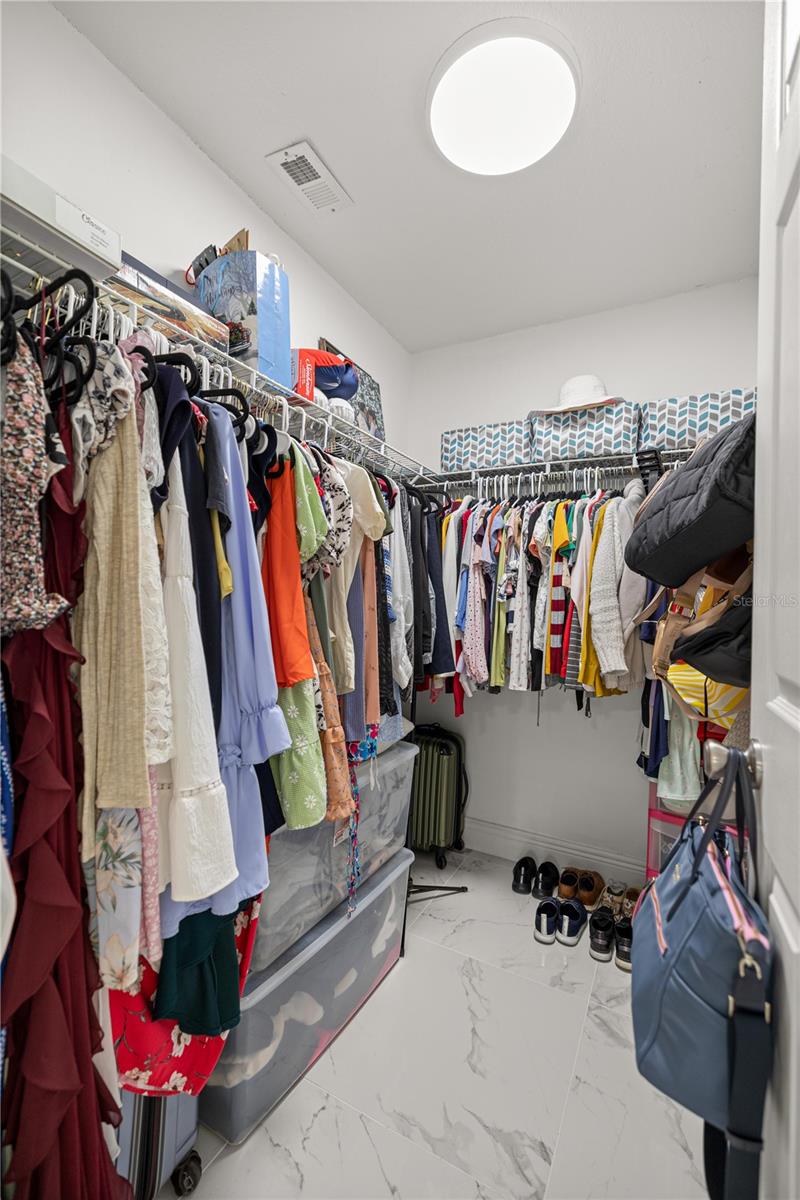 SILVER SPGS SHORES UN 07 - Residential Lease