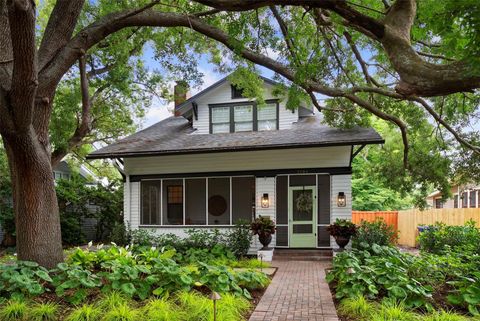 Photo of 5704 N Branch Avenue, Tampa, FL 33604 (MLS # TB8528380)