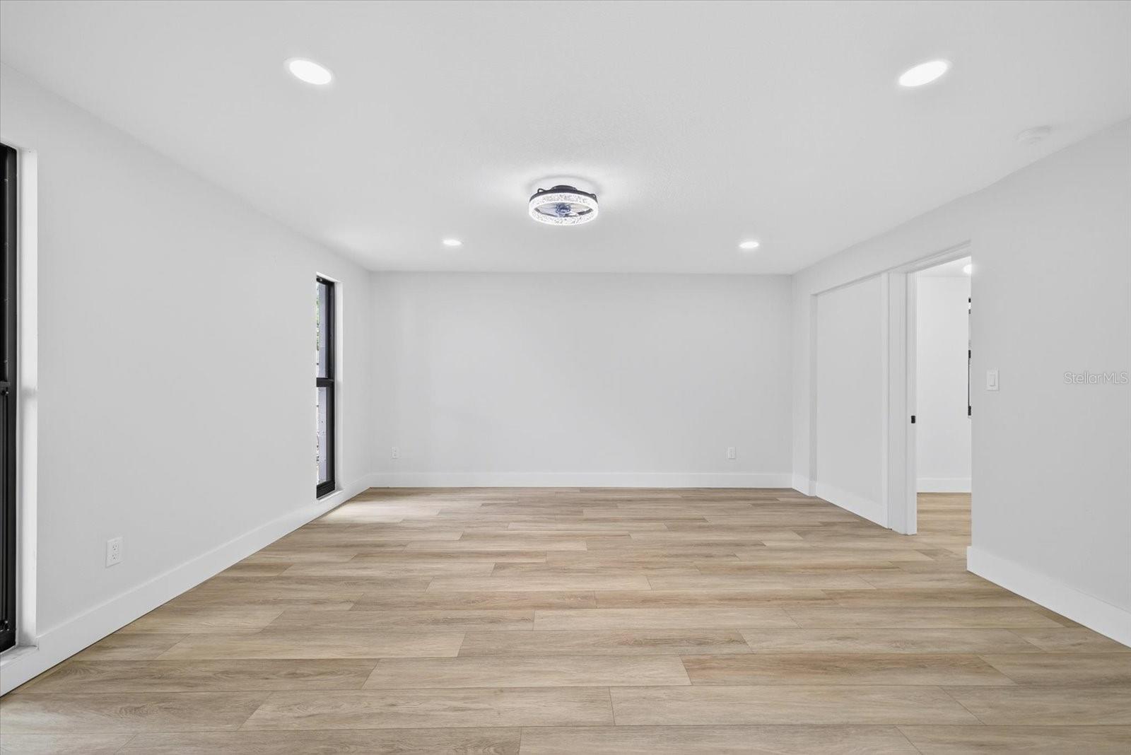 TIMBERLANE SUB UNIT 4 - Residential