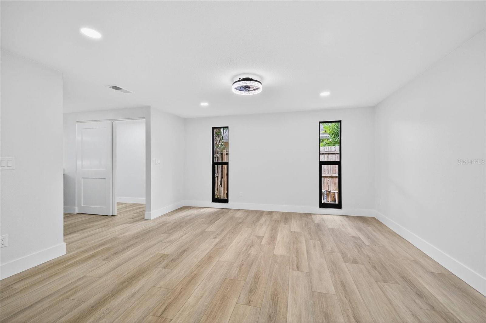 TIMBERLANE SUB UNIT 4 - Residential