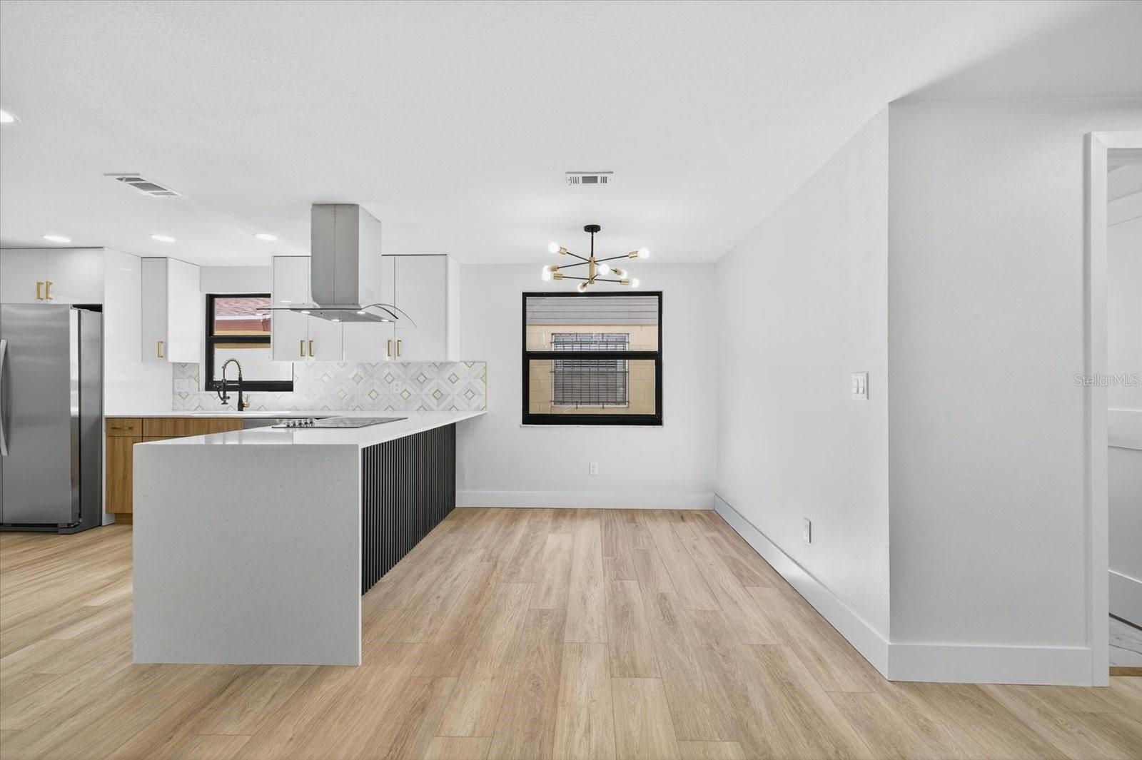 TIMBERLANE SUB UNIT 4 - Residential