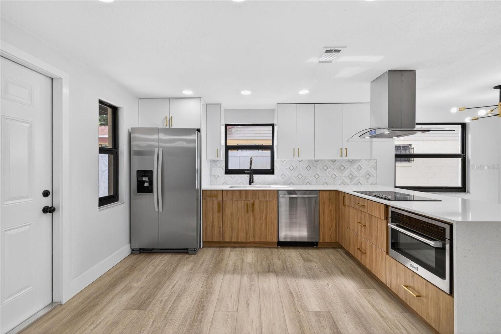 TIMBERLANE SUB UNIT 4 - Residential