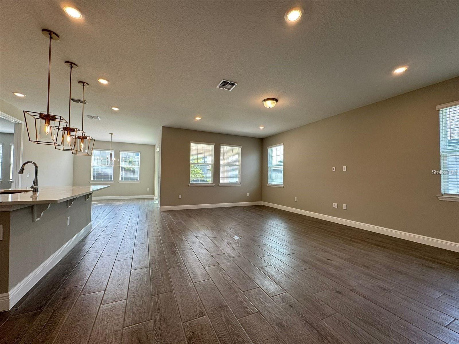 VILLAGES/MINNEOLA HILLS PH 1B - Residential Lease