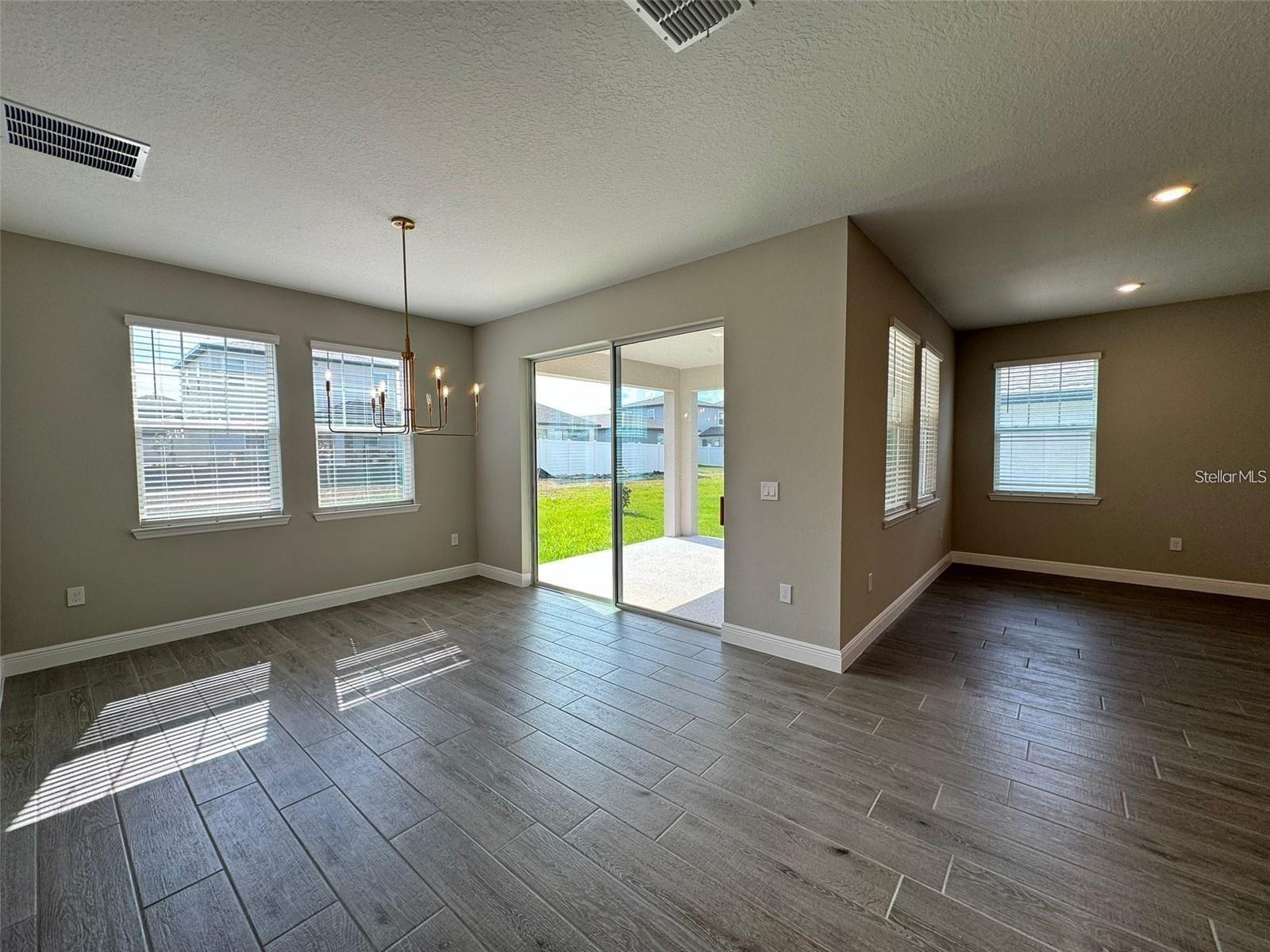 VILLAGES/MINNEOLA HILLS PH 1B - Residential Lease