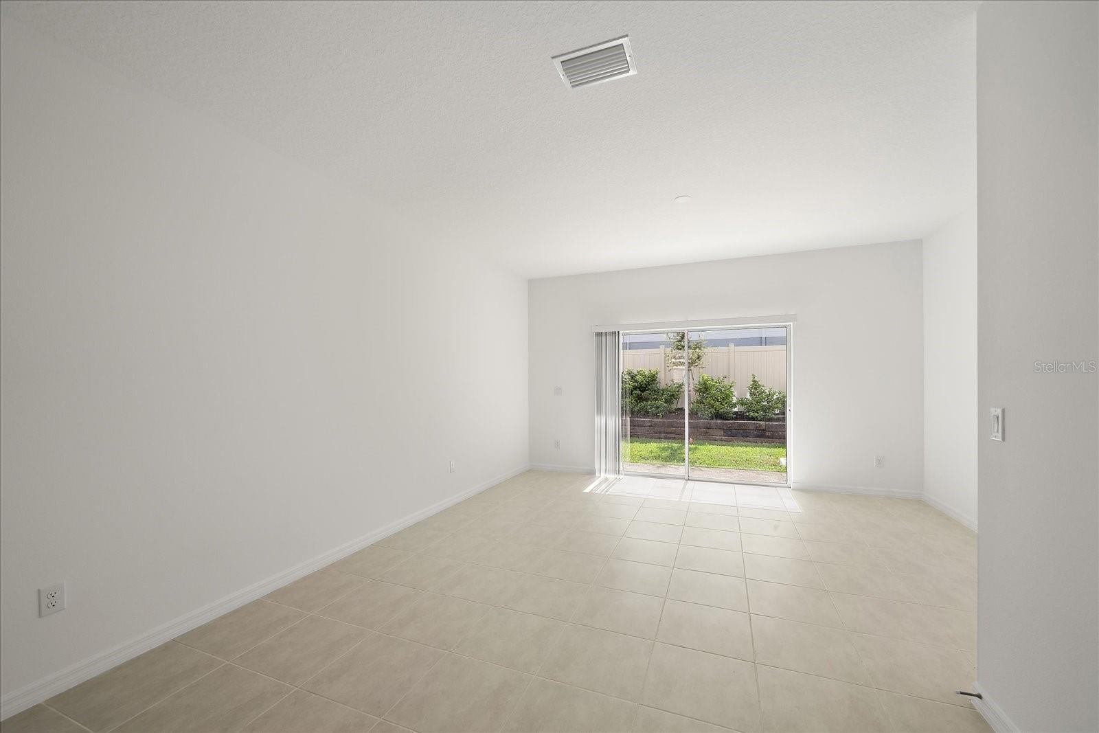 TOWNHOMES AT SKYE RANCH - Residential Lease