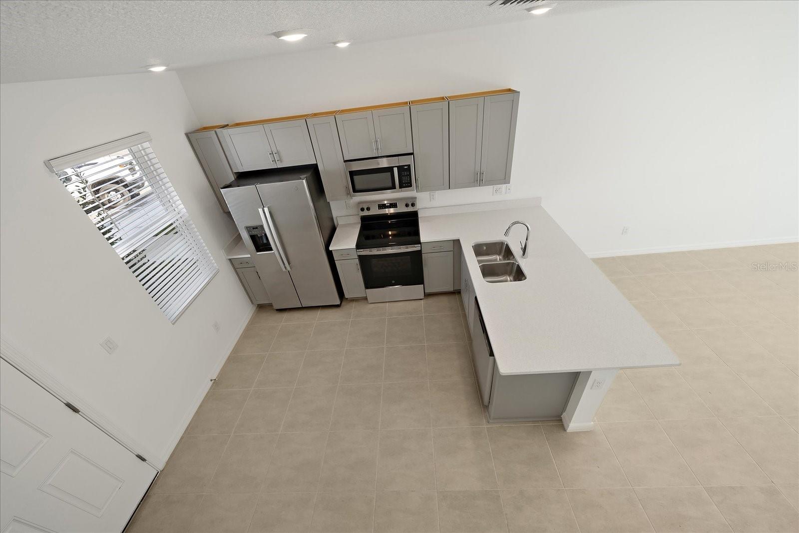 TOWNHOMES AT SKYE RANCH - Residential Lease