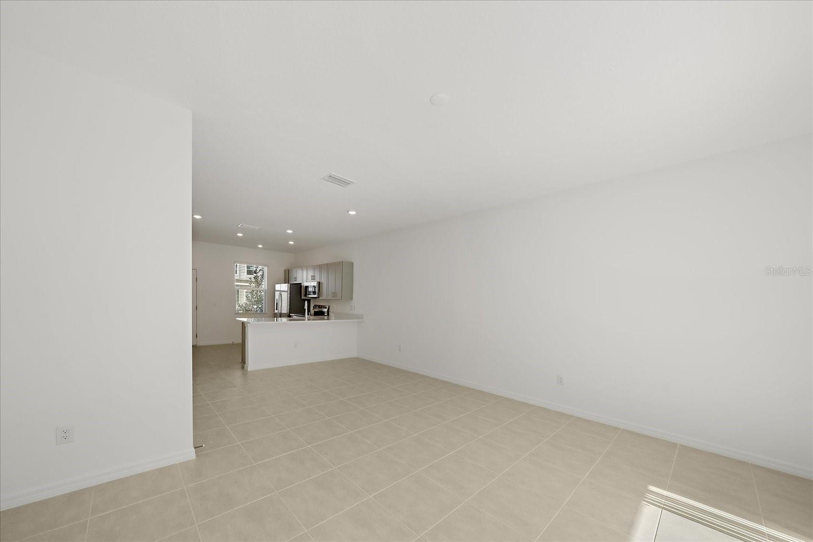 TOWNHOMES AT SKYE RANCH - Residential Lease