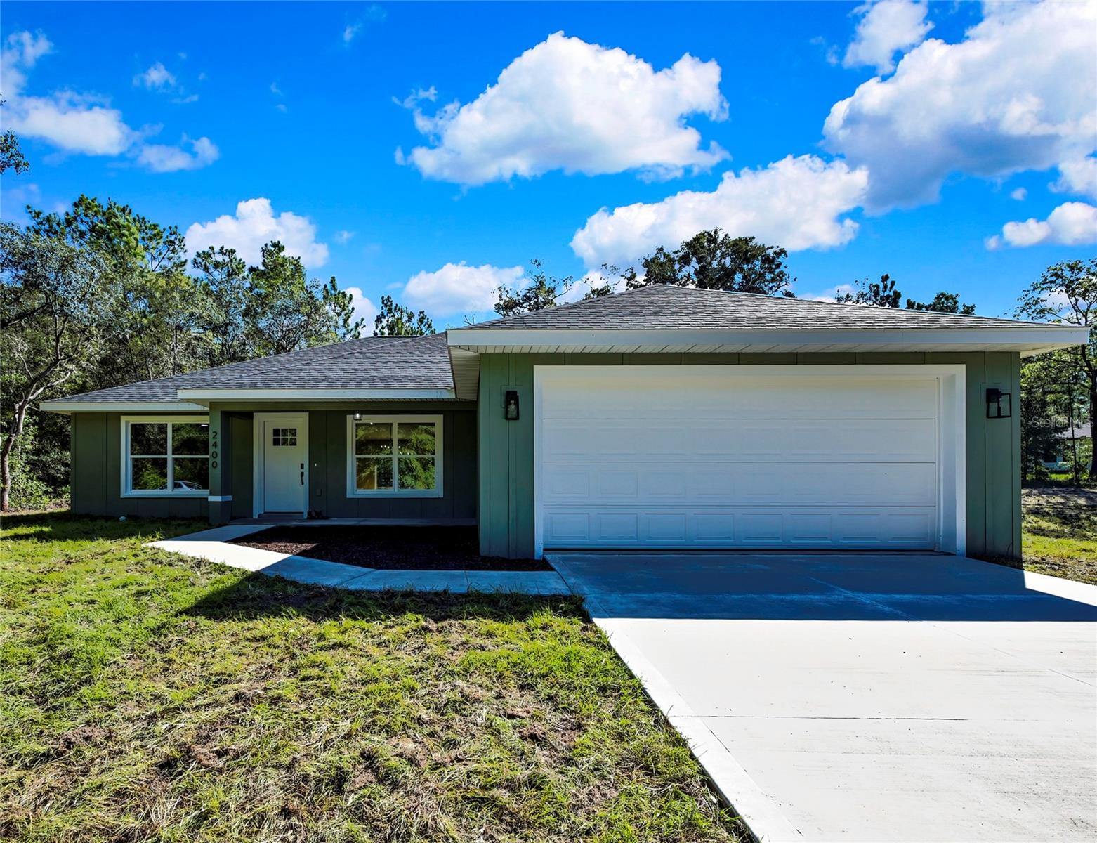 2400 W MAGENTA DRIVE
