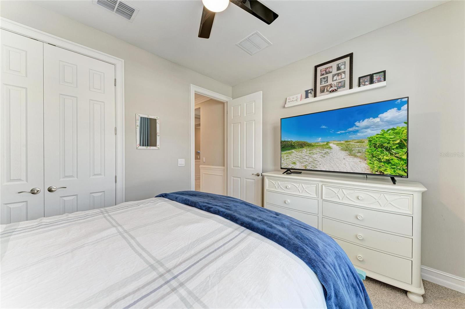 TOSCANA ISLES - Residential