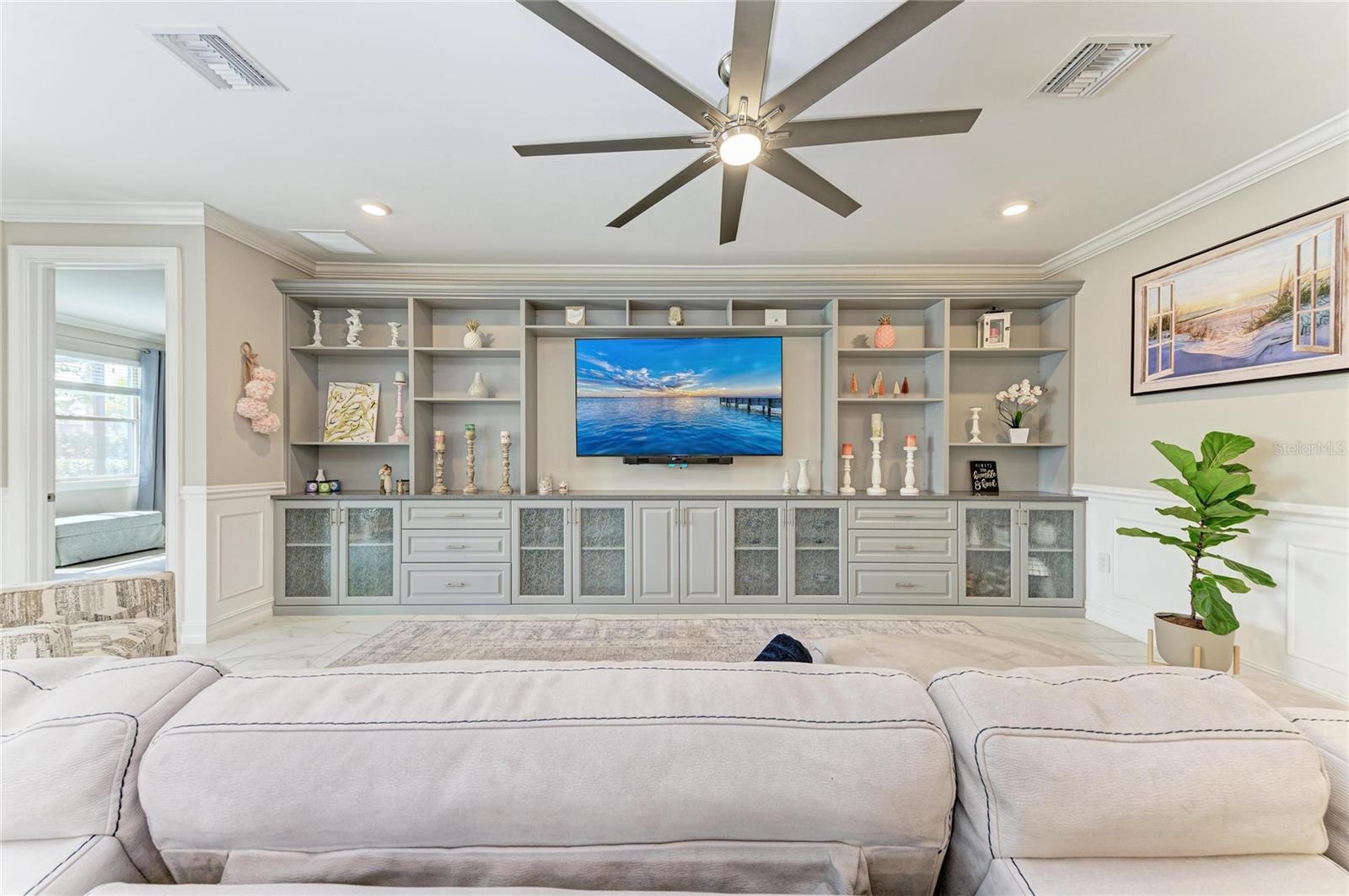 TOSCANA ISLES - Residential