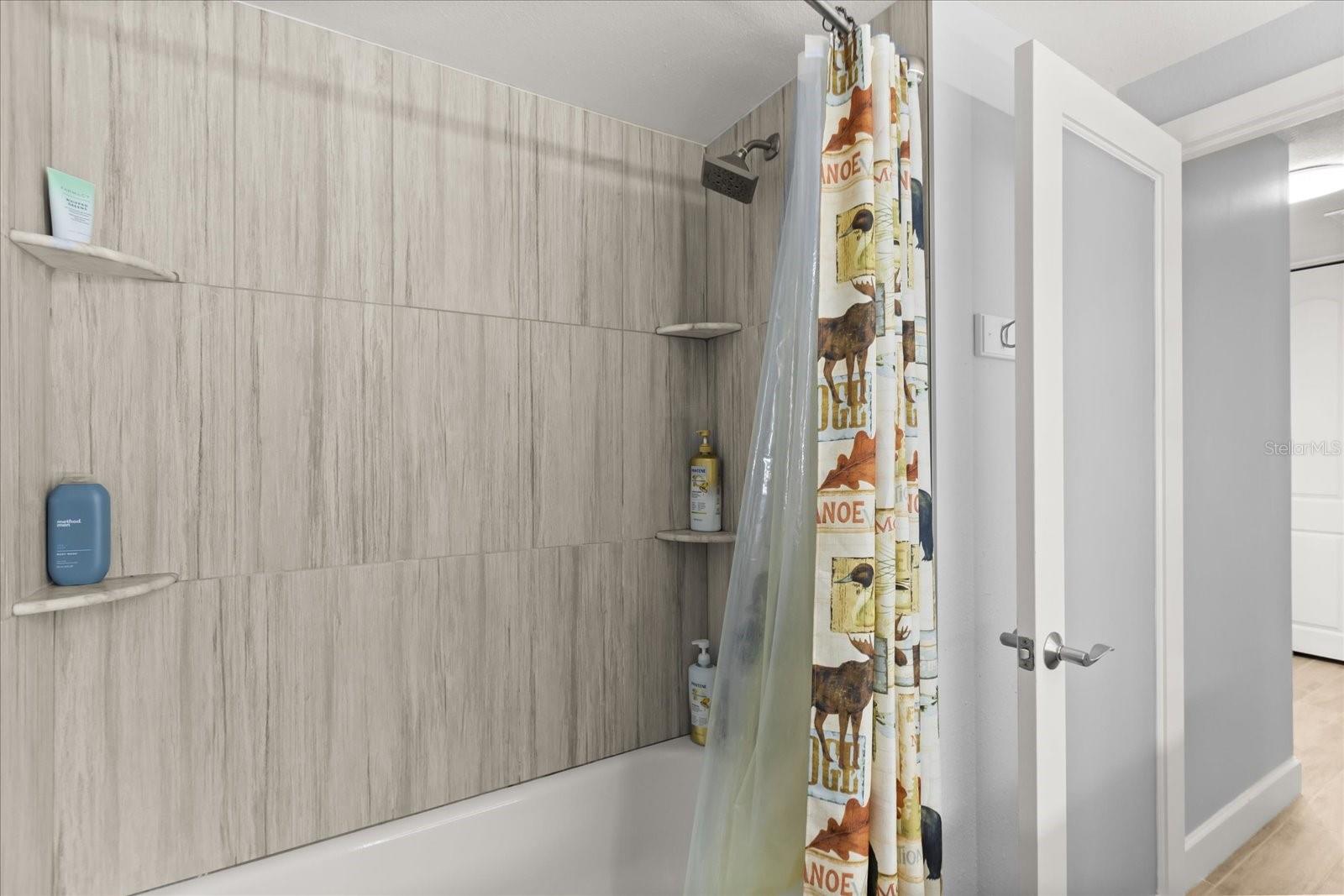 ISLE CATALINA - Residential