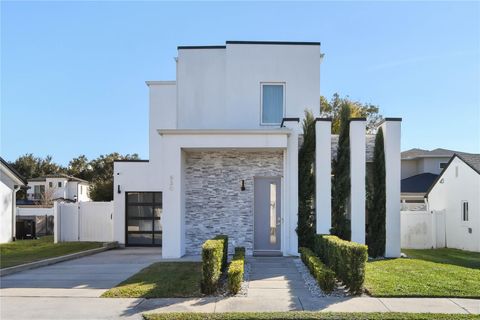 A home in WINTER PARK