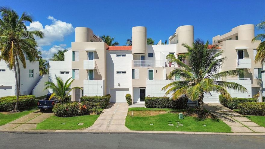 Experience luxury living in this stunning 4-level villa located in the Villas del Golf Oeste community in Dorado, Puerto Rico. This completely renovated residence offers modern elegance, spacious comfort, and top-tier finishes throughout.

Property Features:

4 Levels – Each floor includes balconies or terraces, all with tiled floors (except for the fourth floor).

4 Bedrooms / 4 Bathrooms – Every bedroom features an en-suite bathroom and dual closets, providing privacy and convenience.

Ground Floor Layout – Includes an expansive, fully remodeled and extended kitchen, dining area, living room, family room, and outdoor terrace.

Modern Kitchen – Fully updated with high-end finishes, appliances, and custom cabinetry.

Fully Furnished – The villa will be sold fully furnished with all brand-new furniture, appliances, air conditioners (inverter units), Apple TVs, televisions, and more. The family room is equipped with brand-new cinema-style seating.

Renovated Outdoor Space – Terrace updated with new flooring, sink, and counter space – ideal for outdoor entertaining.

Private Garage – Single-car garage with a brand-new garage door.

This move-in-ready villa offers a rare opportunity to own a turnkey property in one of Dorado's most sought-after communities, ideal for use as a primary residence, vacation home, or investment property.