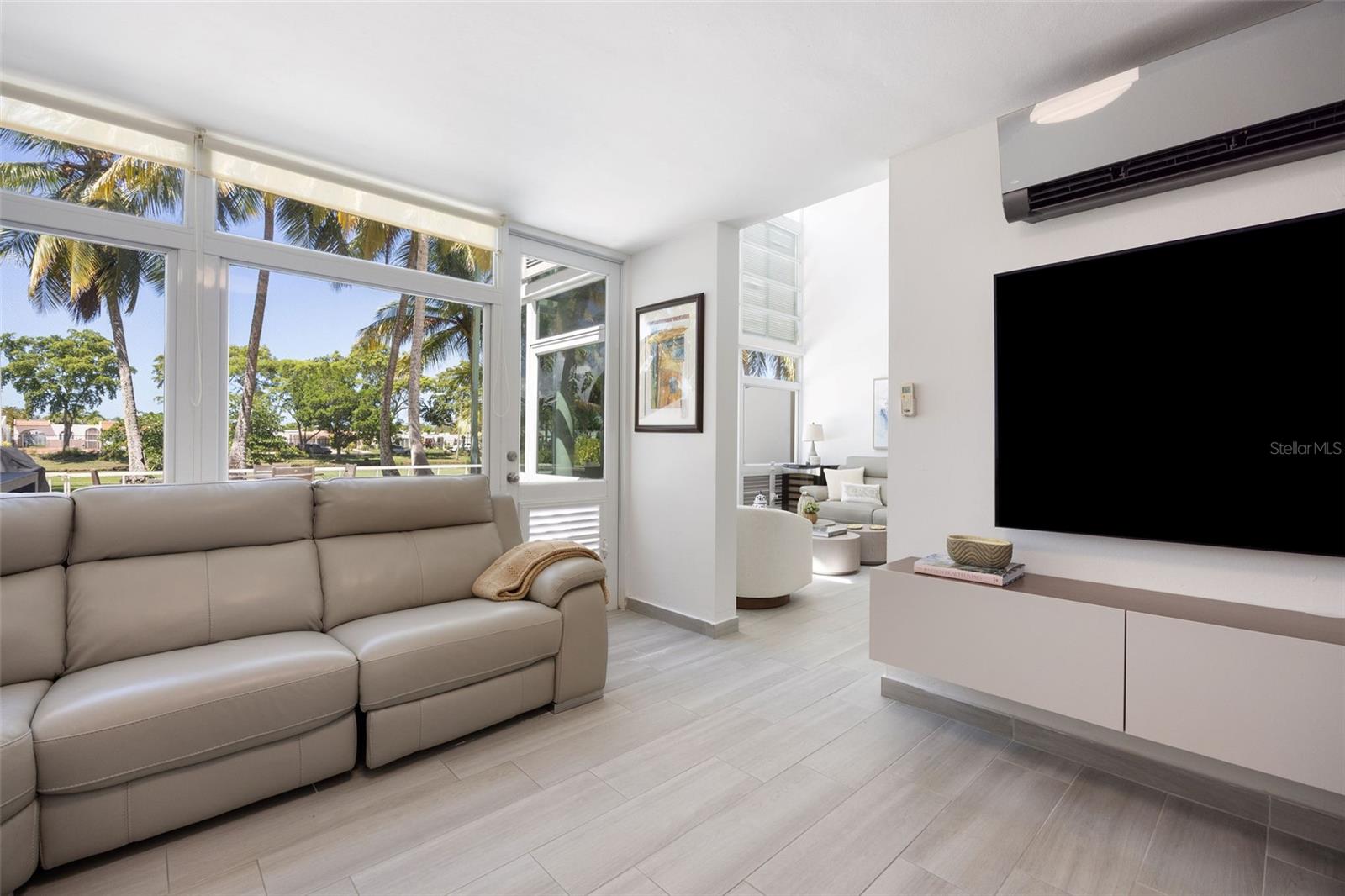 VILLAS DE GOLF OESTE - Residential