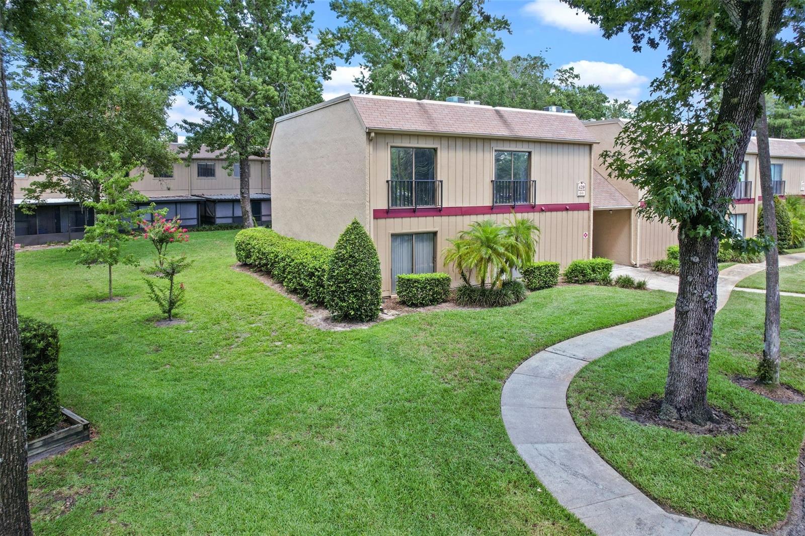 429 SHEOAH BOULEVARD 12