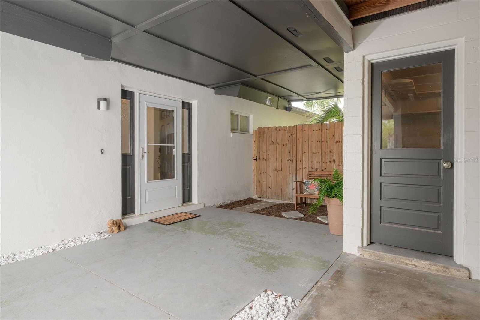 LAKE FOREST & LAKE FOREST NORTH - Residential