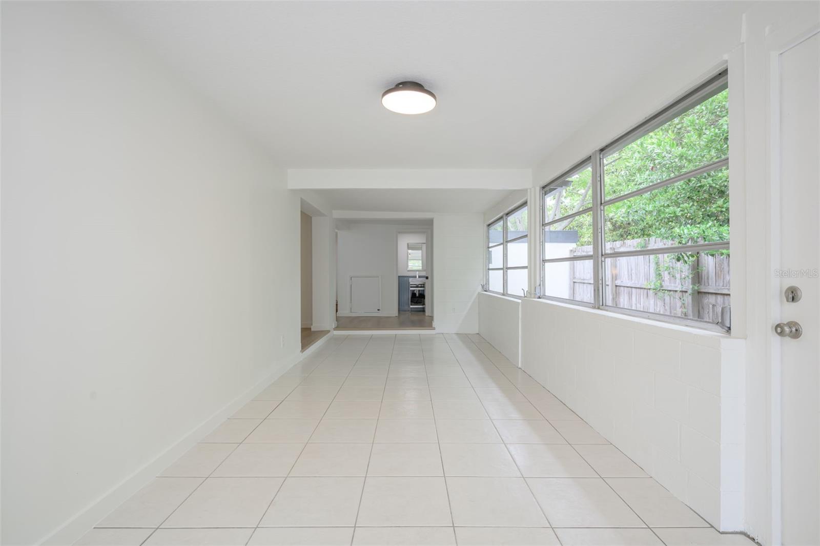 LAKE FOREST & LAKE FOREST NORTH - Residential