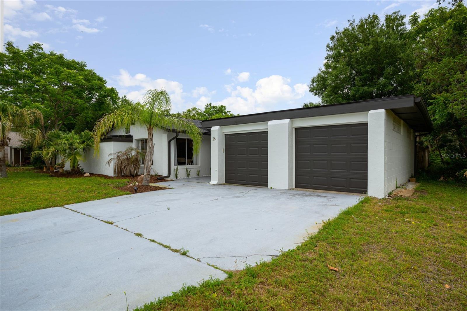 LAKE FOREST & LAKE FOREST NORTH - Residential