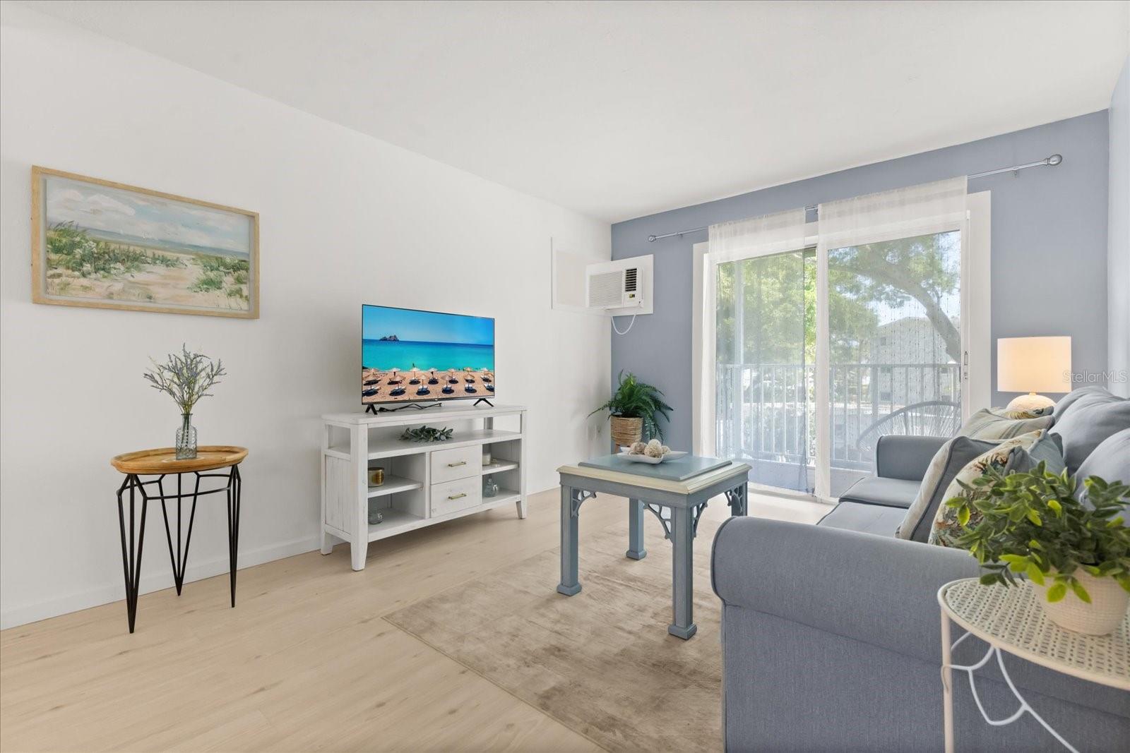 THE FOURTH BAYSHORE - Residential