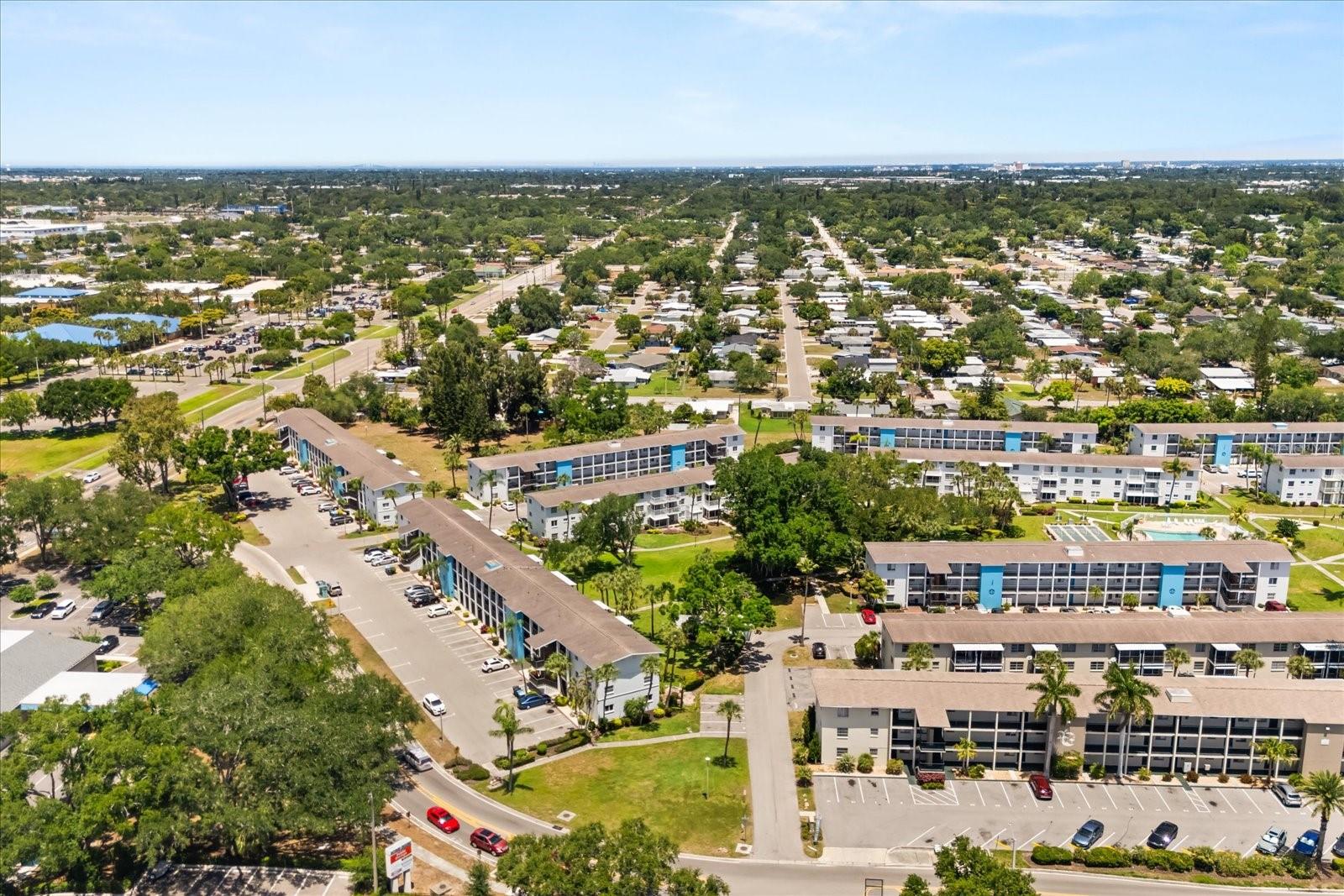 THE FOURTH BAYSHORE - Residential