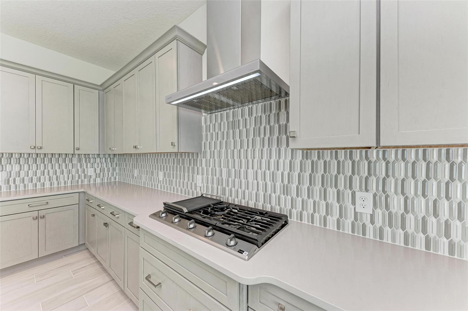 AQUA LAGOON - Residential