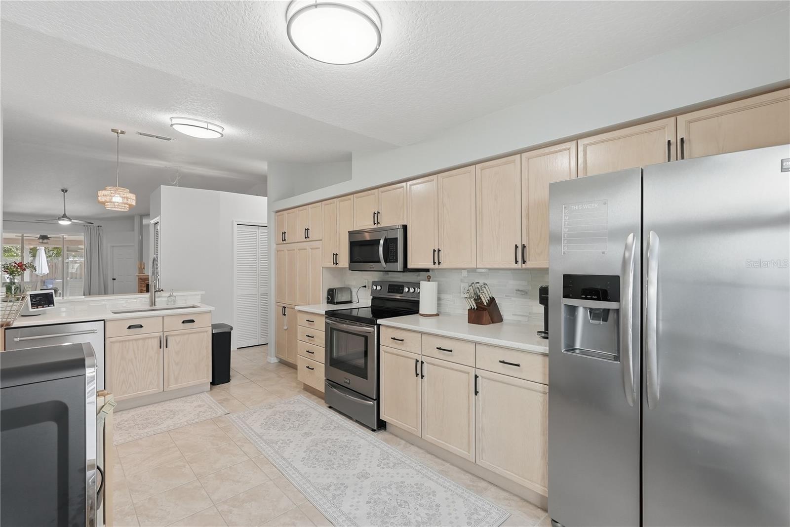 BROOKFIELD - Residential