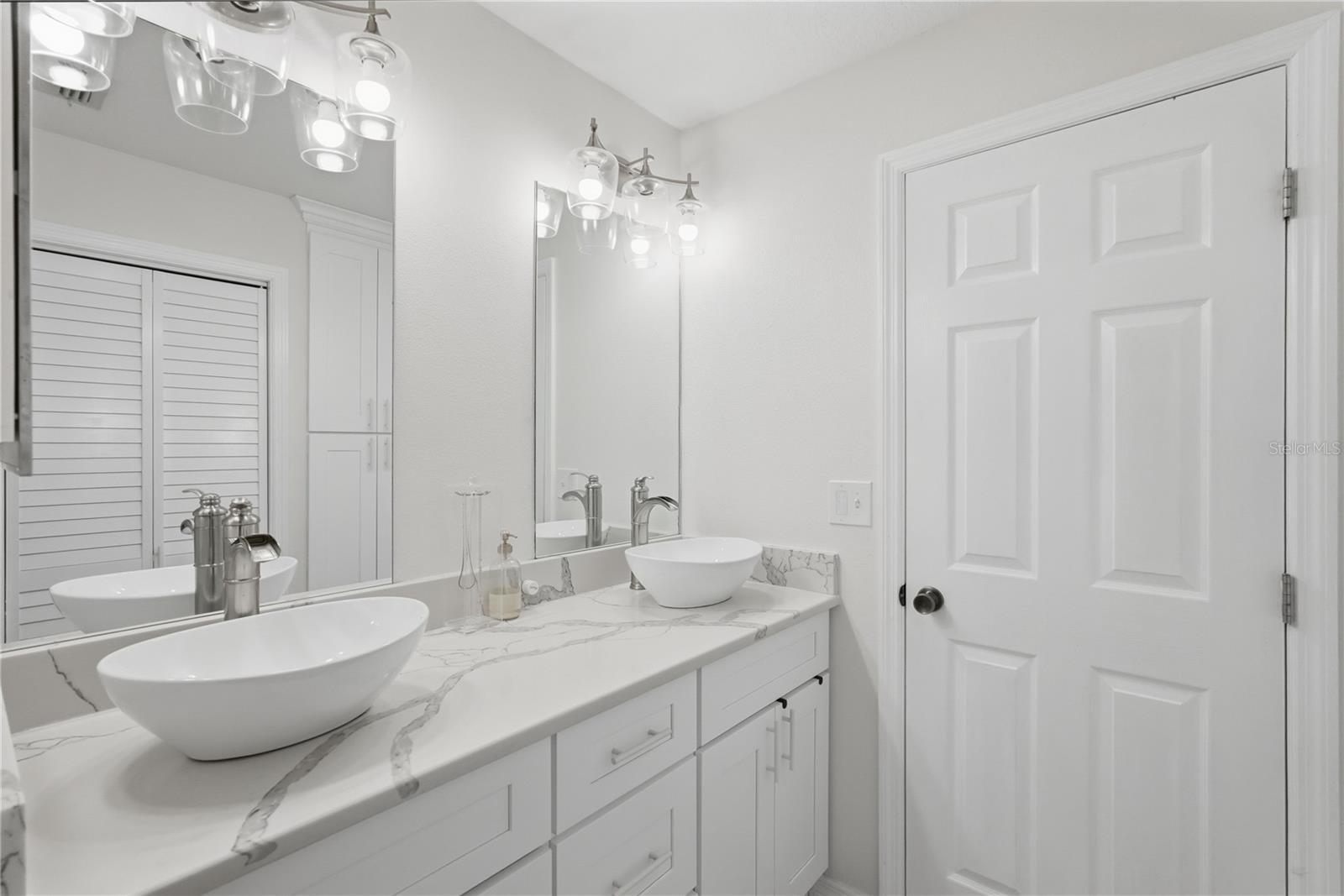 BROOKFIELD - Residential