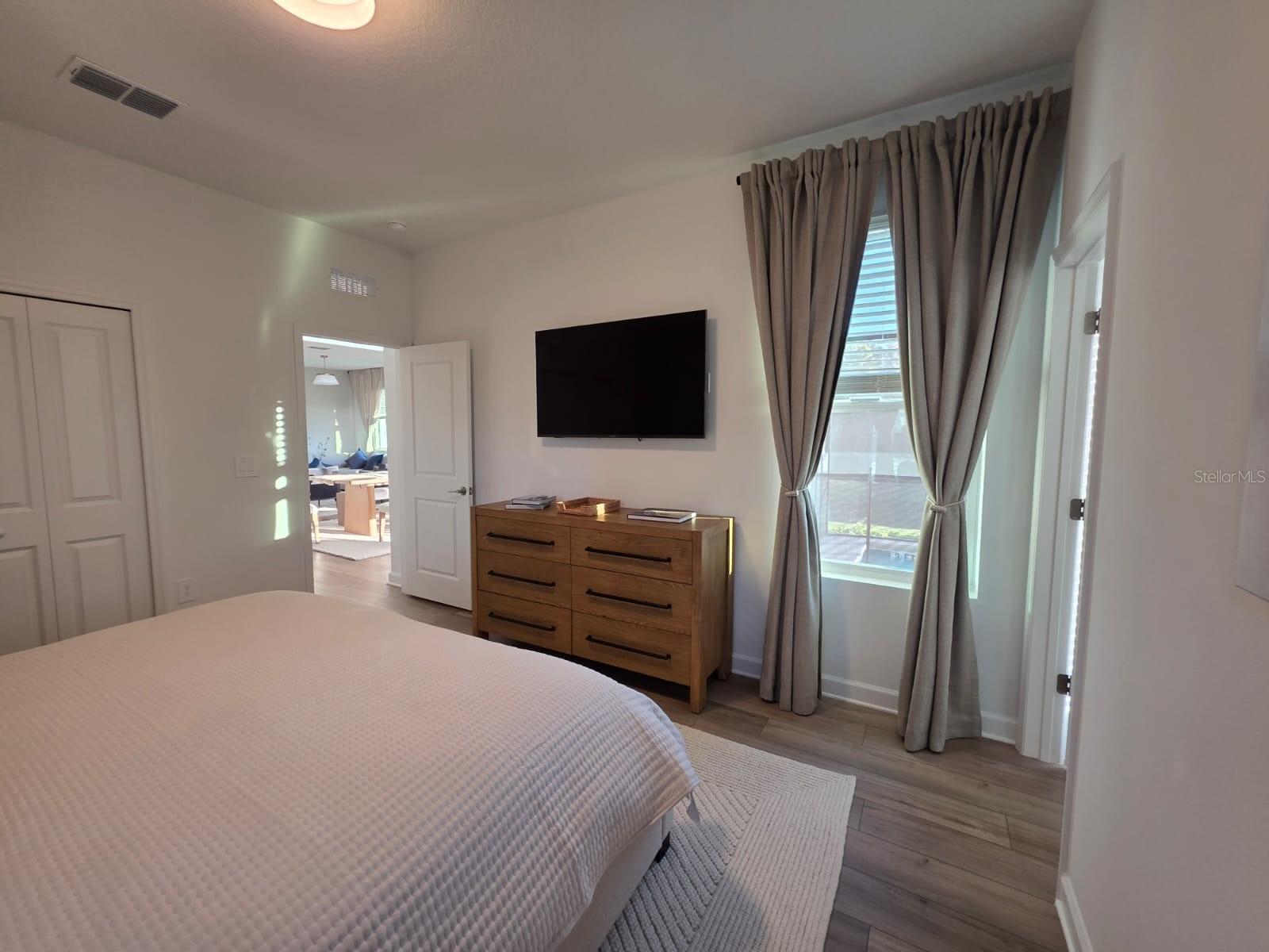 REUNION VILLAGE PH 4 & 5 - Residential Lease