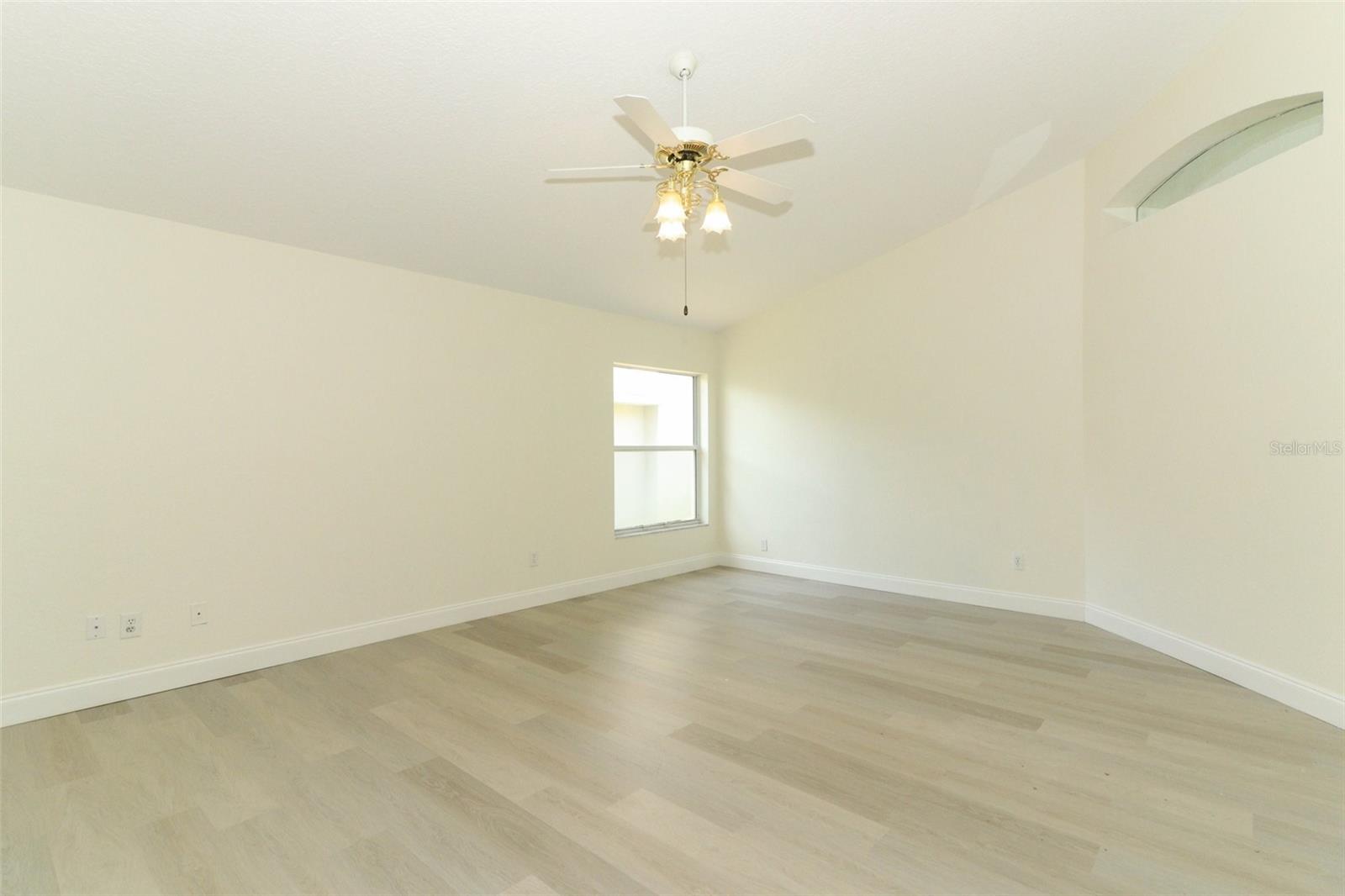 DEBARY PLANTATION UNIT 10 - Residential