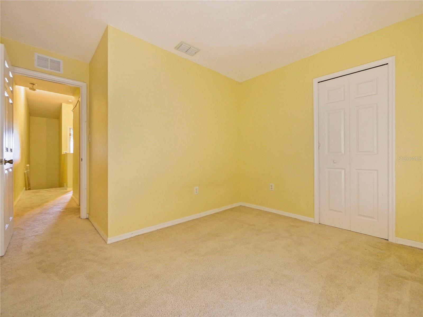 MERRITT COURT TWNHMS - Residential