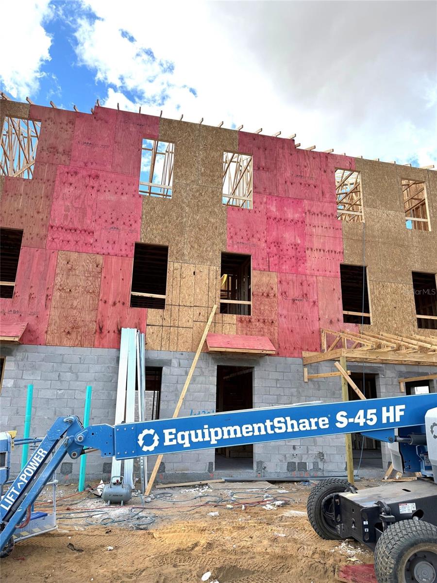 5654 WESTVIEW PARK DRIVE