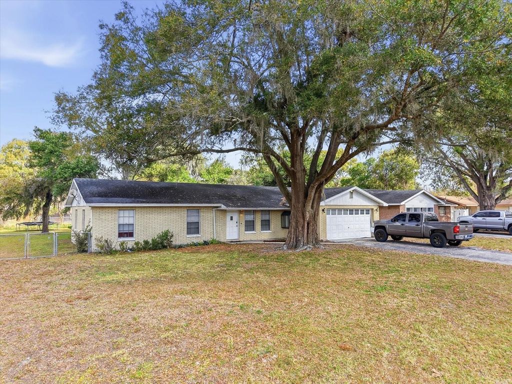 Photo of 20621 Arthur Court, Lutz, FL 33558 (MLS # TB8468955)