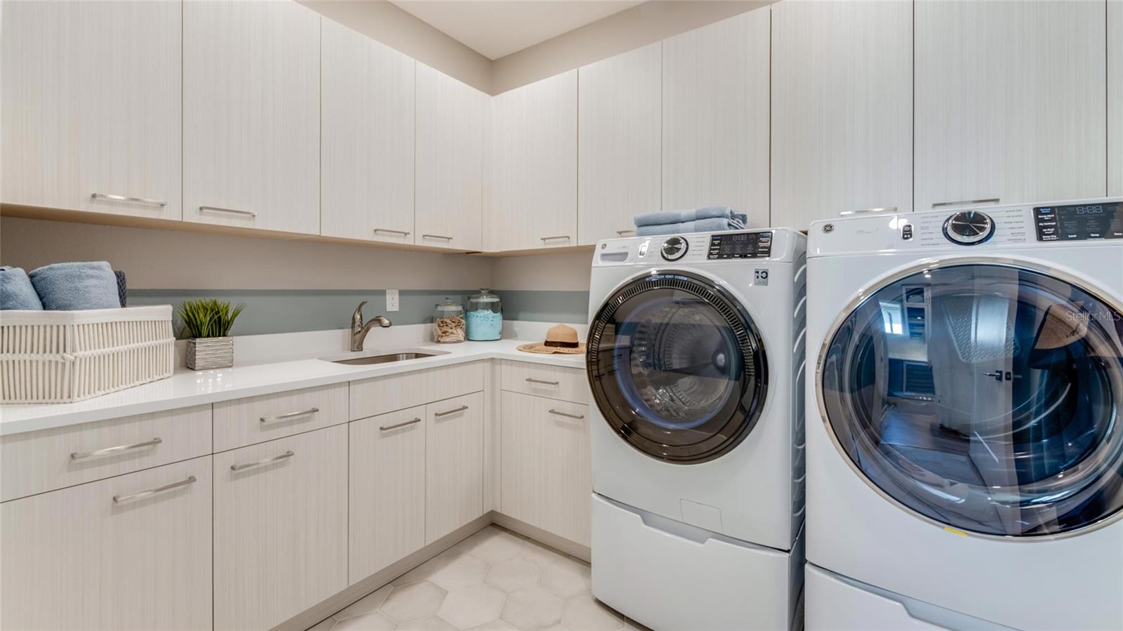 CRESSWIND DELAND - Residential