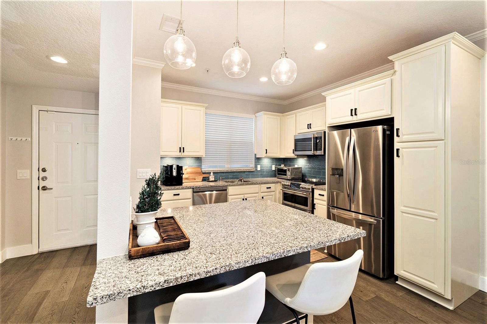 HYDE PARK WALK A CONDO - Residential