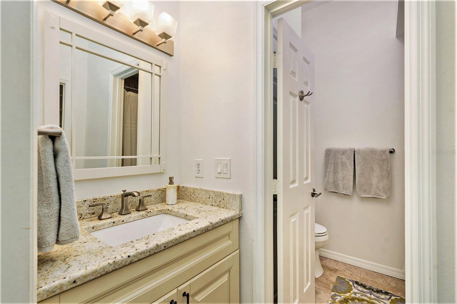 HYDE PARK WALK A CONDO - Residential