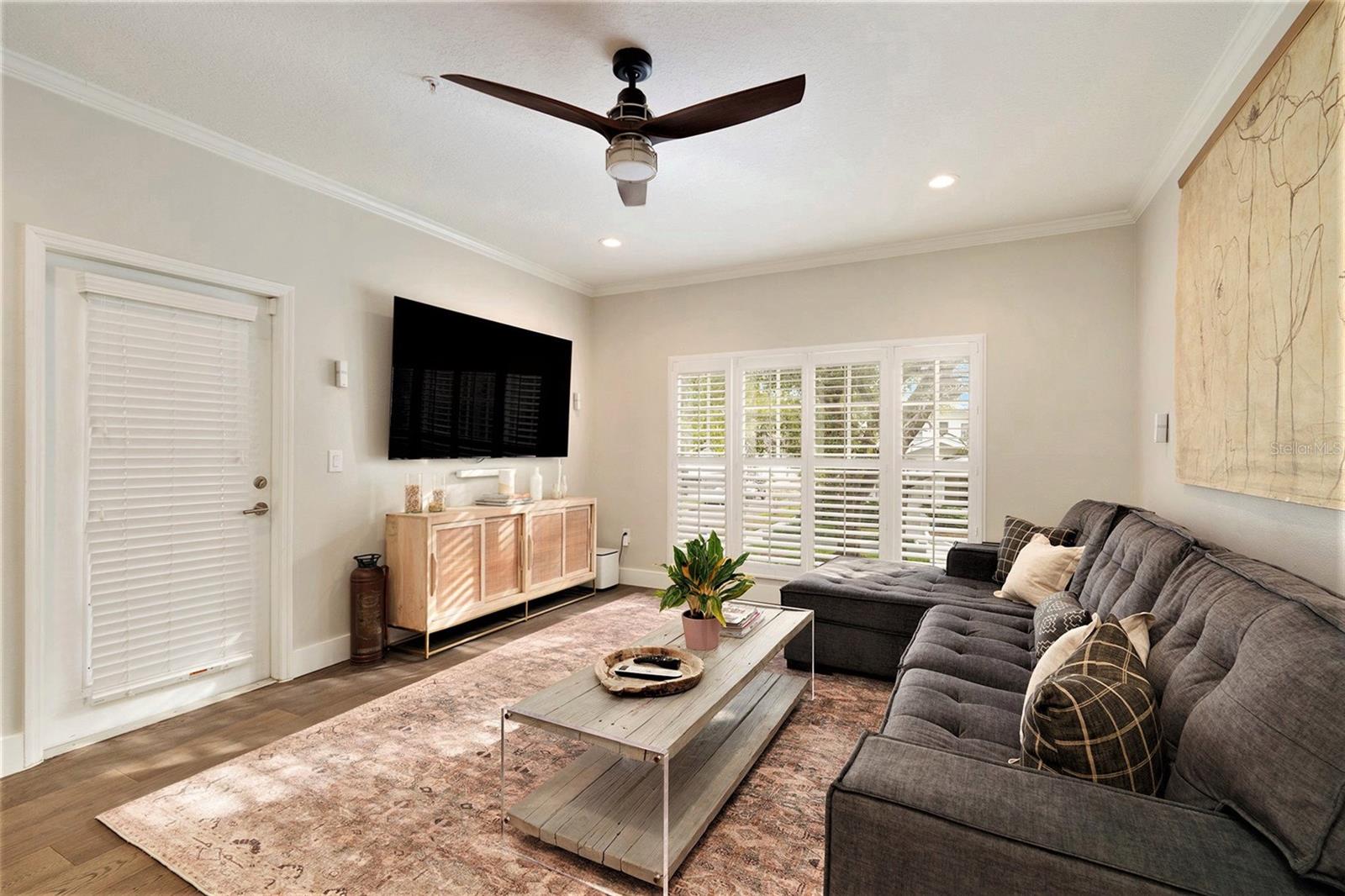 HYDE PARK WALK A CONDO - Residential